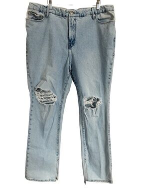 Good American Distressed Straight Leg Women’s Size 18 Light Wash Side Slit Hem
